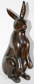 031320 BRONZE SCULPTURE OF A RABBIT H 16