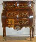 022297 LOUIS XV STYLE BOMBE COMMODE H 34 L 33 D 17