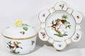 011403 HEREND COVERED DISH  ROTHSCHIILD BIRD ASHTRAY
