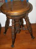 052496 AMERICAN VICTORIAN SWIVEL PIANO STOOL H 9