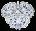 041028 MEISSEN BLUE FLORAL PORCELAIN DISH 13 X 12
