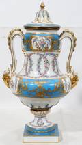031023 FRENCH COVERED URN SEVRES STYLE C 1900 H 15