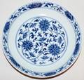 091071 CHINESE BLUE AND WHITE PORCELAIN DISH H 1 38