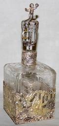 070065 CRYSTAL AND SILVER PLATE DECANTER H 8 12