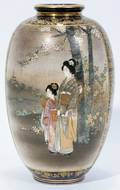 062222 JAPANESE SATSUMA VASE BY KINKOZAN C 18901900