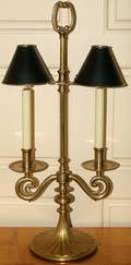 071189 BRASS DOUBLECANDLE LAMP H 28 W 12