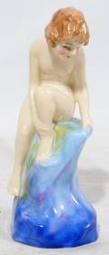 080288 ROYAL DOULTON PORCELAIN FIGURE HN 1543
