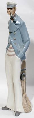 080274 LLADRO PORCELAIN FIGURE OF A SEA CAPTAIN