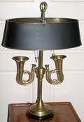 071236 ENGLISH STYLE BRASS HUNT HORNS LAMP H 25