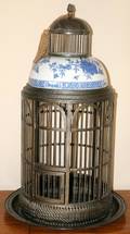 072304 IRON  PORCELAIN BIRDCAGE WITH UNDERTRAY H 35