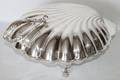 061379 SILVERPLATE SHELL DISH L 13 HINGED COVER
