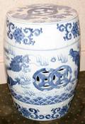 CHINESE BLUE AND WHITE PORCELAIN GARDEN SEAT