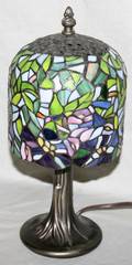092399 TIFFANY STYLE METAL LAMP WLEADED GLASS SHADE