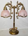 080451 TABLE LAMP PINK GLASS SHADES H 23 12 W 19