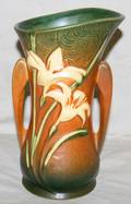 080460 ROSEVILLE ZEPHYR LILY POTTERY VASE H 9 38