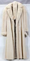 111537 LADYS FULL LENGTH NATURAL WHITE MINK COAT