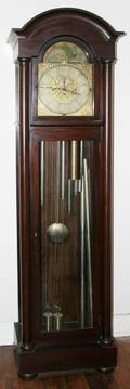 090017 MAHOGANY GRANDFATHER CLOCK WWESTMINSTER CHIMES