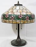 090042 LEADED GLASS SHADE DIA 16 C 1910 LATER BASE