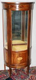 061038 SHERATON STYLE MAHOGANY DISPLAY CABINET H 60