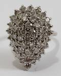 122115 14KT WHITE GOLD  DIAMOND CLUSTER RING