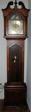 111270 COLONIAL MFG CO MAHOGANY TALL CASE CLOCK