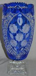 110213 INTAGLIO CUT CRYSTAL VASE WITH BLUE OVERLAY