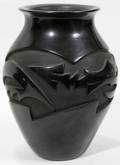 110249 SAN ILDEFONSO BLACK POTTERY VASE SIGNED DIAZ