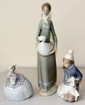 121540 LLADRO PORCELAIN FIGURES  ANOTHER H 411