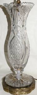 122538 CUT CRYSTAL TABLE LAMP H 18