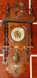 122499 VICTORIAN STYLE WALNUT HANGING CLOCK H 36