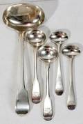 111095 GEORGIAN  WILLIAM IV STERLING GRAVY LADLE 