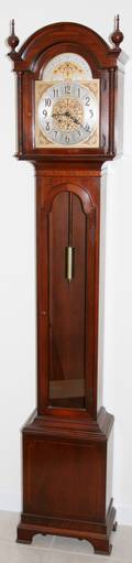 101180 COLONIAL MFG CO MAHOGANY GRANDMOTHER CLOCK