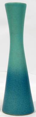 101163 VAN BRIGGLE POTTERY BUD VASE C1950 H83