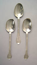 Three English spoons 16811682 and 16981699