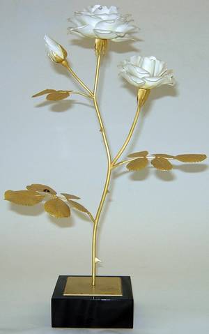 113353 R VAN RUYCKEVELT CHINA ROSE MENNECY H17