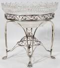 101047 ENGLISH CRYSTAL CENTERPIECE ON PLATED STAND