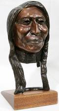022066 RAYMOND D ANDERSON BRONZE BUST OF AN INDIAN