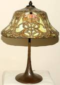050102 DUFFNER KIMBERLY GLASS SHADE ON TIFFANY BASE