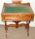 031148 AMERICAN OAK SCHOOL MARMS DESK C 1890 H 33