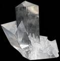 021132 STEUBEN GLASS PRISM CRYSTAL H 7 W 6 14