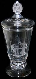 021123 STEUBEN GLASS THE SCIENCES COVERED URN 1943