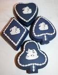 032232 WEDGWOOD DARK BLUE JASPERWARE BOXES 20TH C