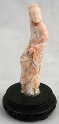 050230 CHINESE CARVED CORAL FIGURE OF A WOMAN H 4