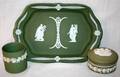 032302 WEDGWOOD GREEN JASPERWARE JAR TRAY  BOX L9