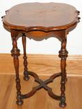 051427 ENGLISH WALNUT SIDE TABLE C 1920 H 24