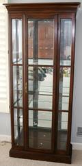 050446 ETHAN ALLEN MAHOGANY  GLASS CURIO CABINET