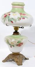 041465 LATE VICTORIAN PAINTED GLASS  METAL OIL LAMP