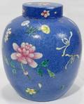 041508 CHINESE STYLE PAINTED PORCELAIN COVERED JAR