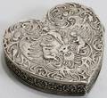 012416 GERMAN CONTINENTAL SILVER HEART SHAPE BOX