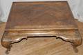 010479 QUEEN ANN STYLE OAK COFFEE TABLE H15 W41
